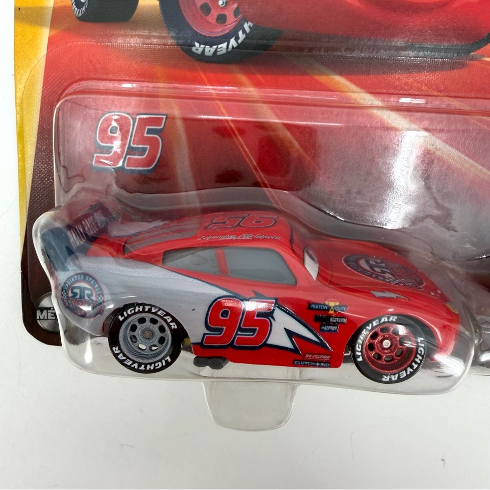 Disney Pixar Cars Race & Rescue 2 Pk Lightning McQueen Chick Hicks Die Cast New - Picture 3 of 9